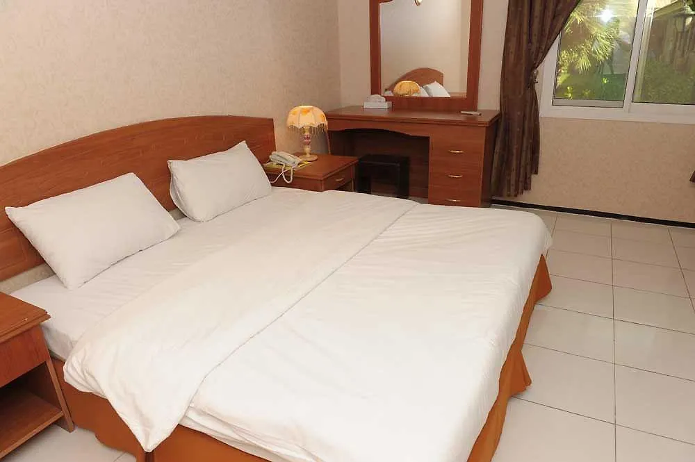 Marhaba Resort And Hotel Sharjah 3*,